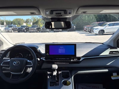 2026 Toyota Sienna XLE 7 Passenger