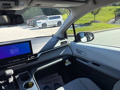 2026 Toyota Sienna XLE 7 Passenger