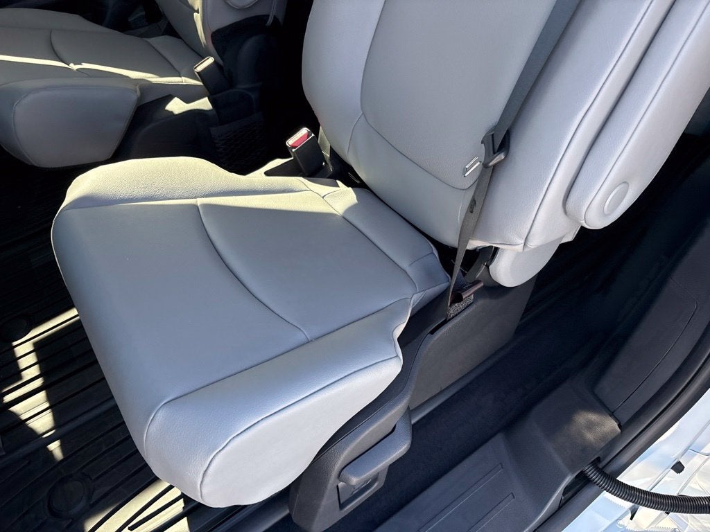 2026 Toyota Sienna XLE 7 Passenger