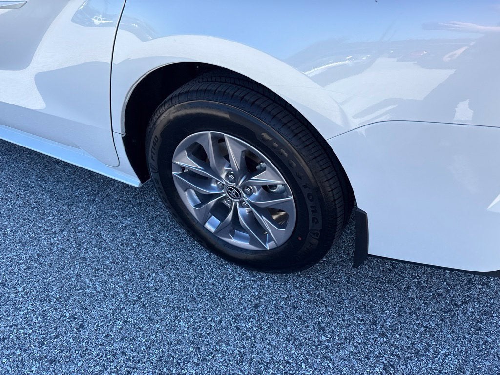 2026 Toyota Sienna XLE 7 Passenger