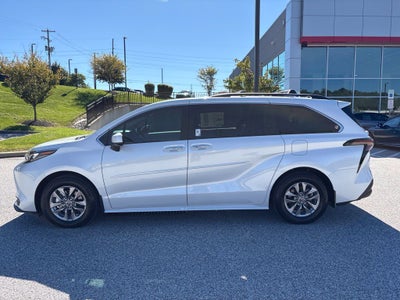 2026 Toyota Sienna XLE 7 Passenger