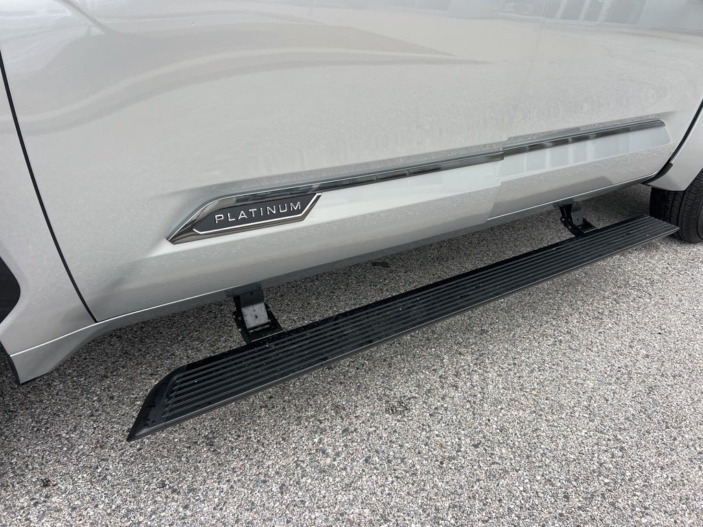 2026 Toyota Tundra i-FORCE MAX Platinum i-FORCE MAX