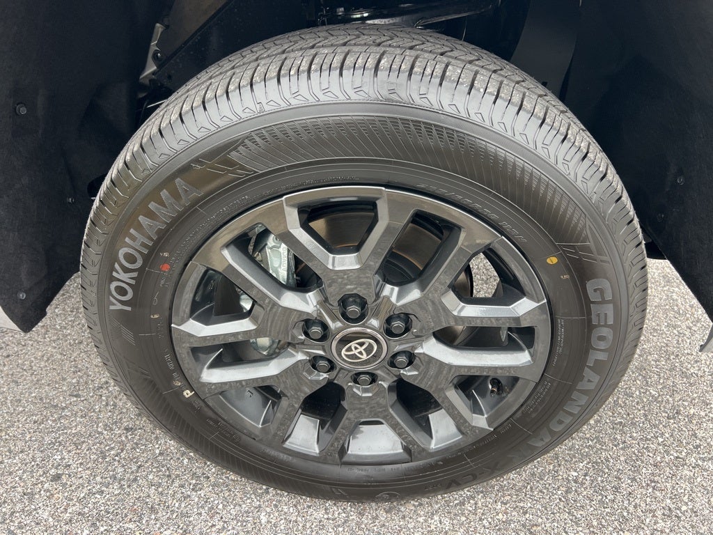 2026 Toyota Tundra i-FORCE MAX Platinum i-FORCE MAX