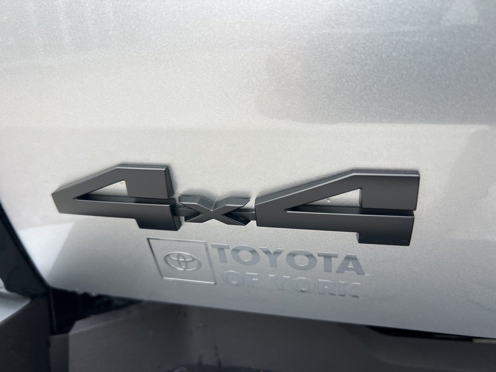 2026 Toyota Tundra i-FORCE MAX Platinum i-FORCE MAX