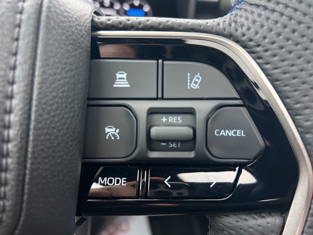 2026 Toyota Tundra i-FORCE MAX Platinum i-FORCE MAX