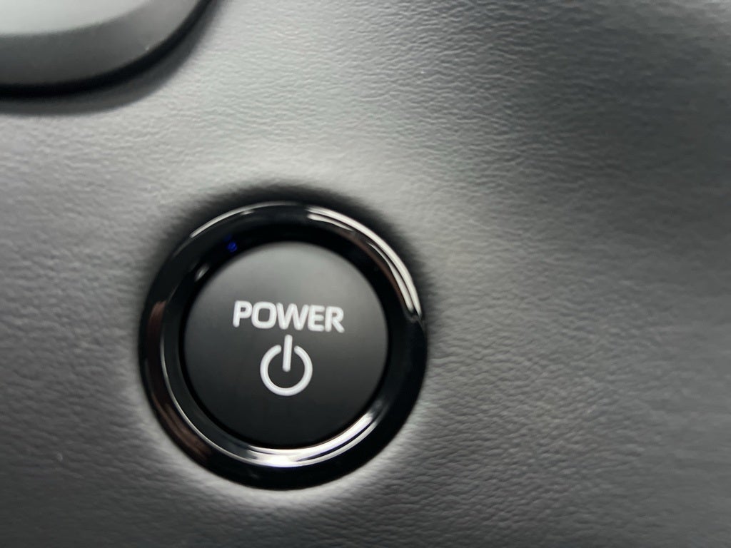 2026 Toyota Tundra i-FORCE MAX Platinum i-FORCE MAX