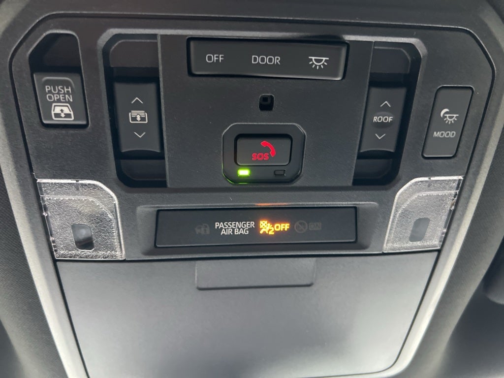 2026 Toyota Tundra i-FORCE MAX Platinum i-FORCE MAX