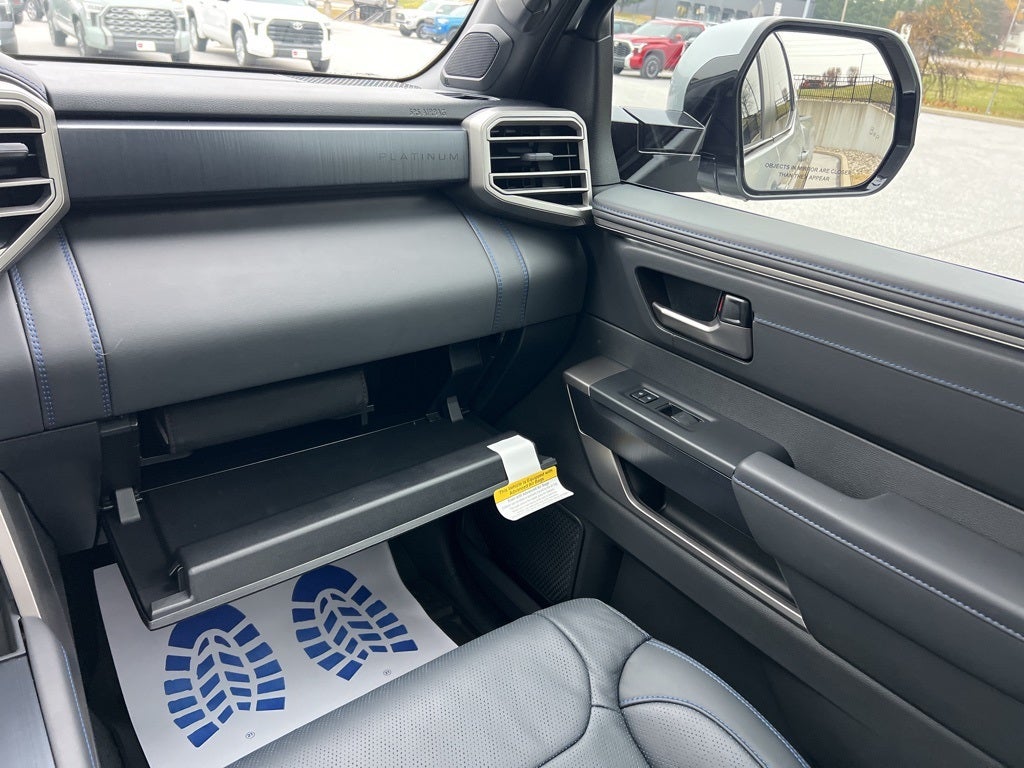 2026 Toyota Tundra i-FORCE MAX Platinum i-FORCE MAX