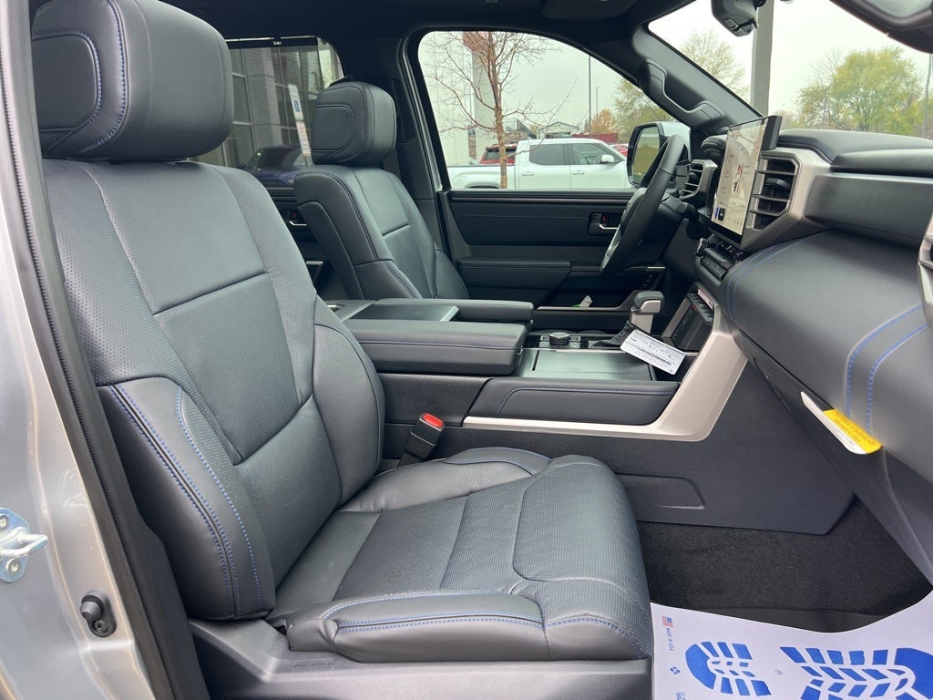 2026 Toyota Tundra i-FORCE MAX Platinum i-FORCE MAX