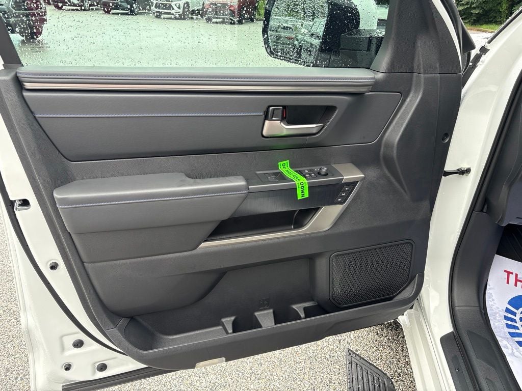 2026 Toyota Tundra i-FORCE MAX Platinum i-FORCE MAX