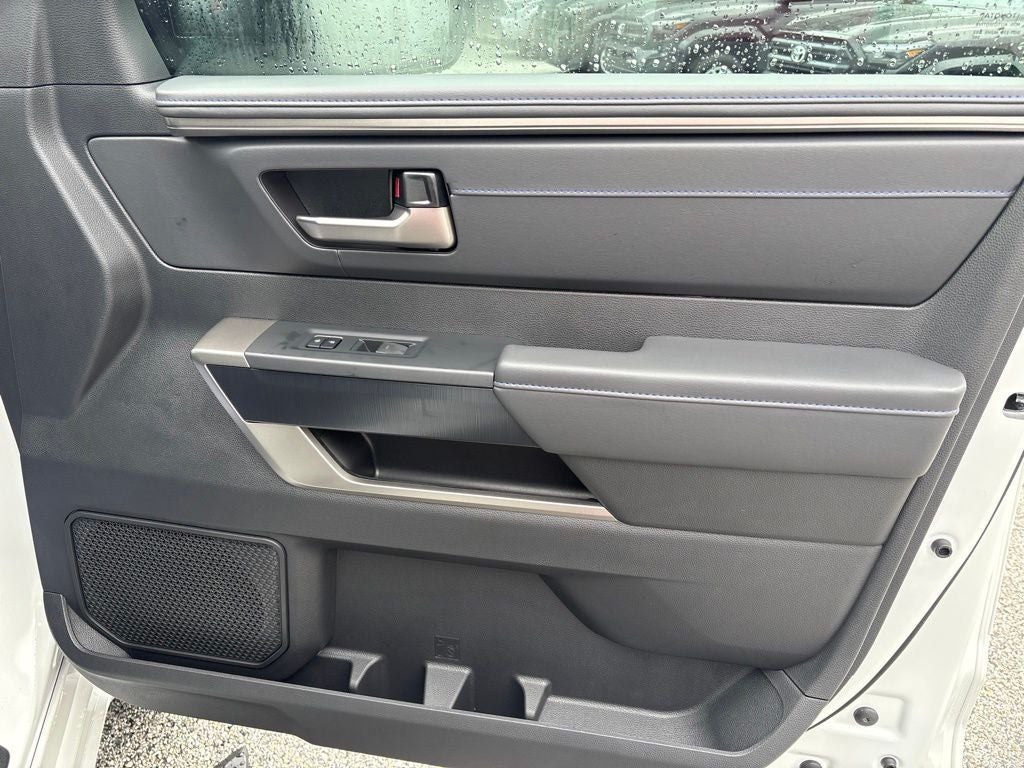 2026 Toyota Tundra i-FORCE MAX Platinum i-FORCE MAX