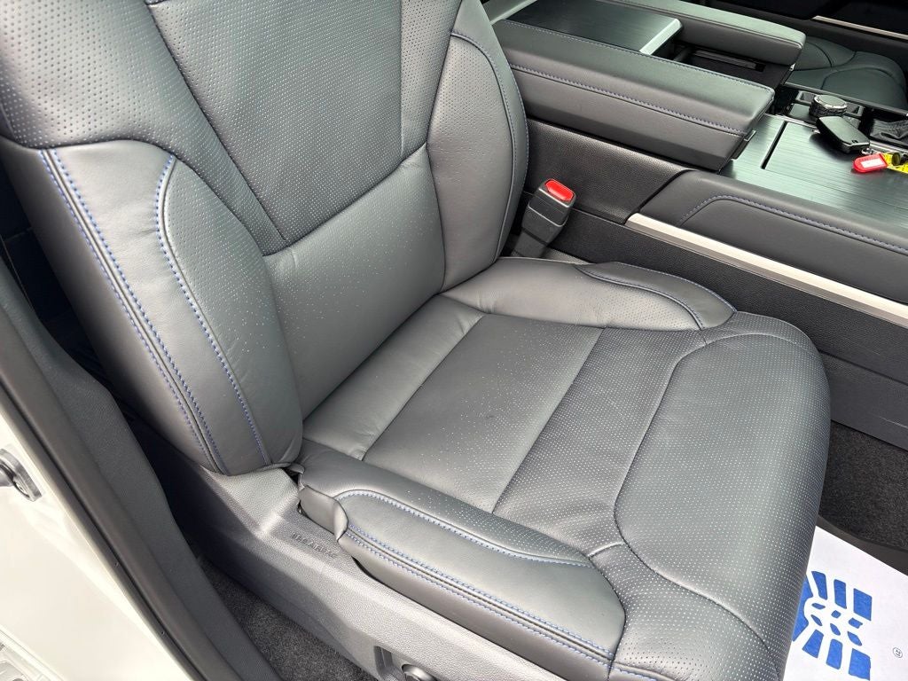 2026 Toyota Tundra i-FORCE MAX Platinum i-FORCE MAX