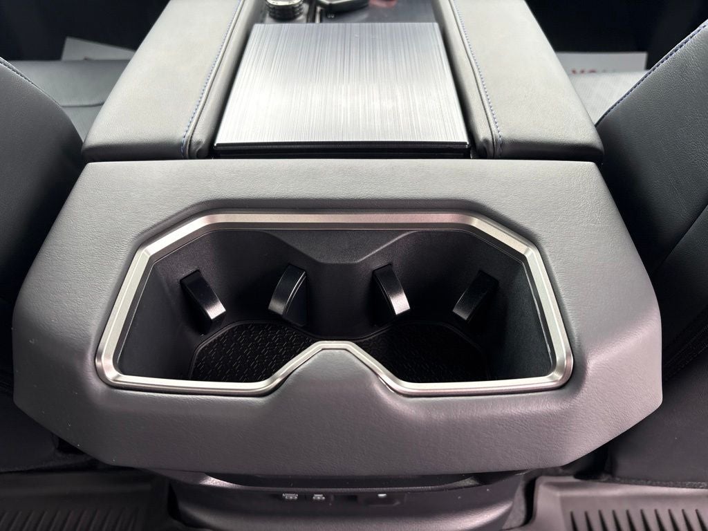2026 Toyota Tundra i-FORCE MAX Platinum i-FORCE MAX