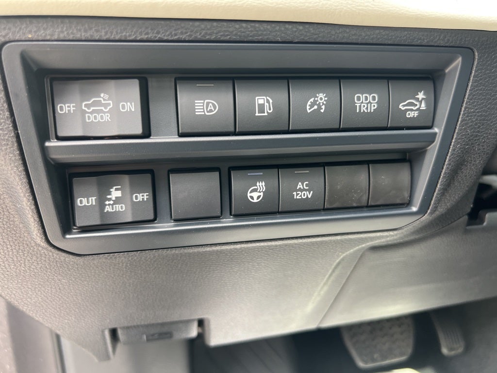 2025 Toyota Tundra i-FORCE MAX Capstone