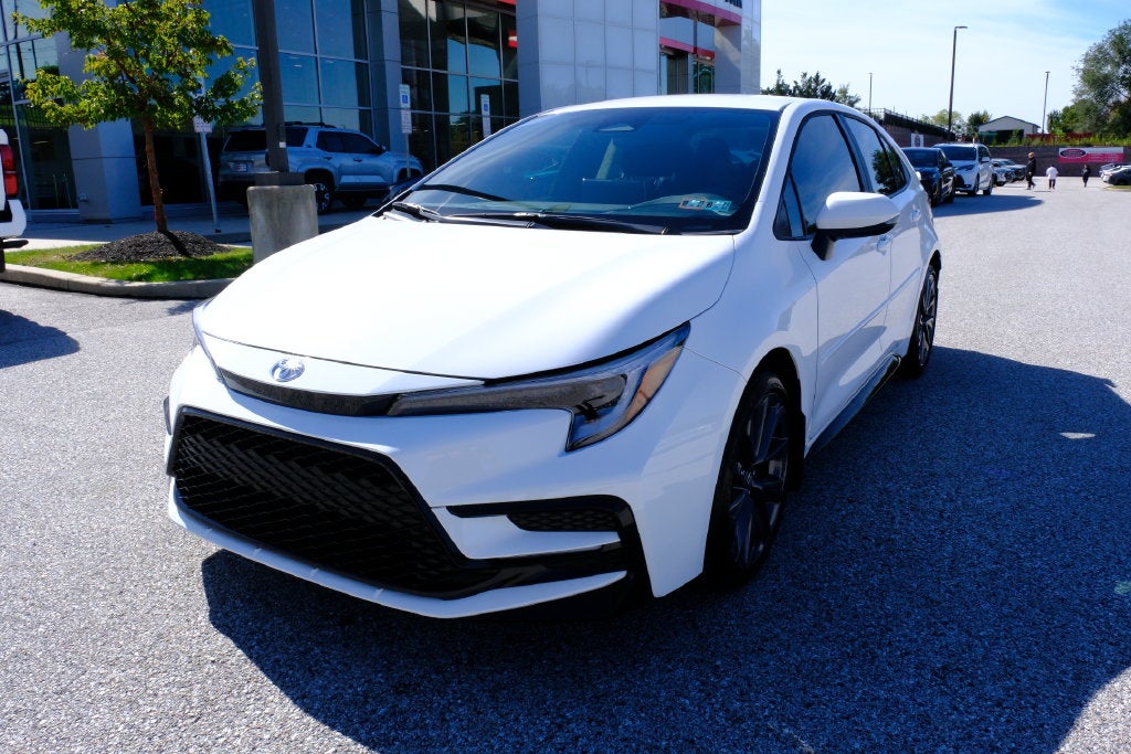 2027 Toyota Corolla SE