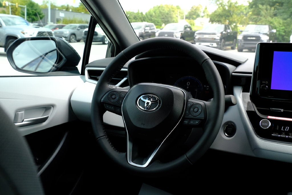 2027 Toyota Corolla SE