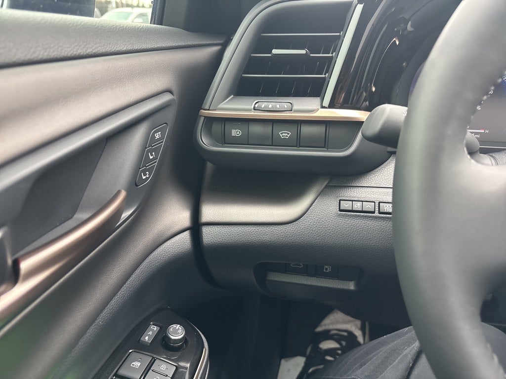 2026 Toyota Toyota Crown Nightshade