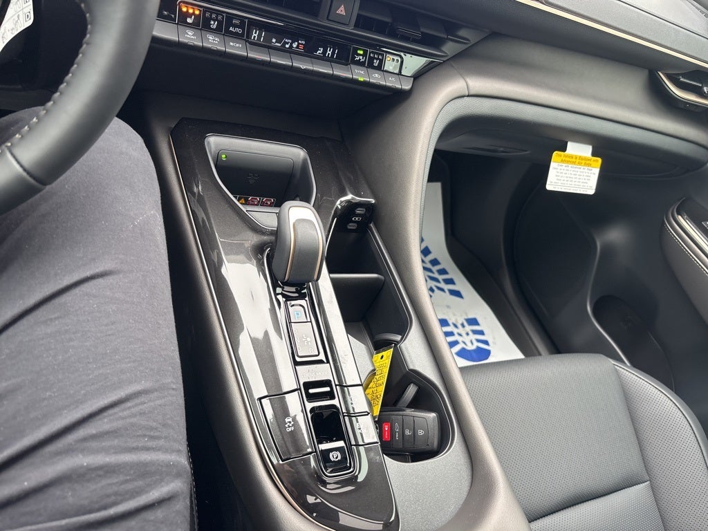 2026 Toyota Toyota Crown Nightshade