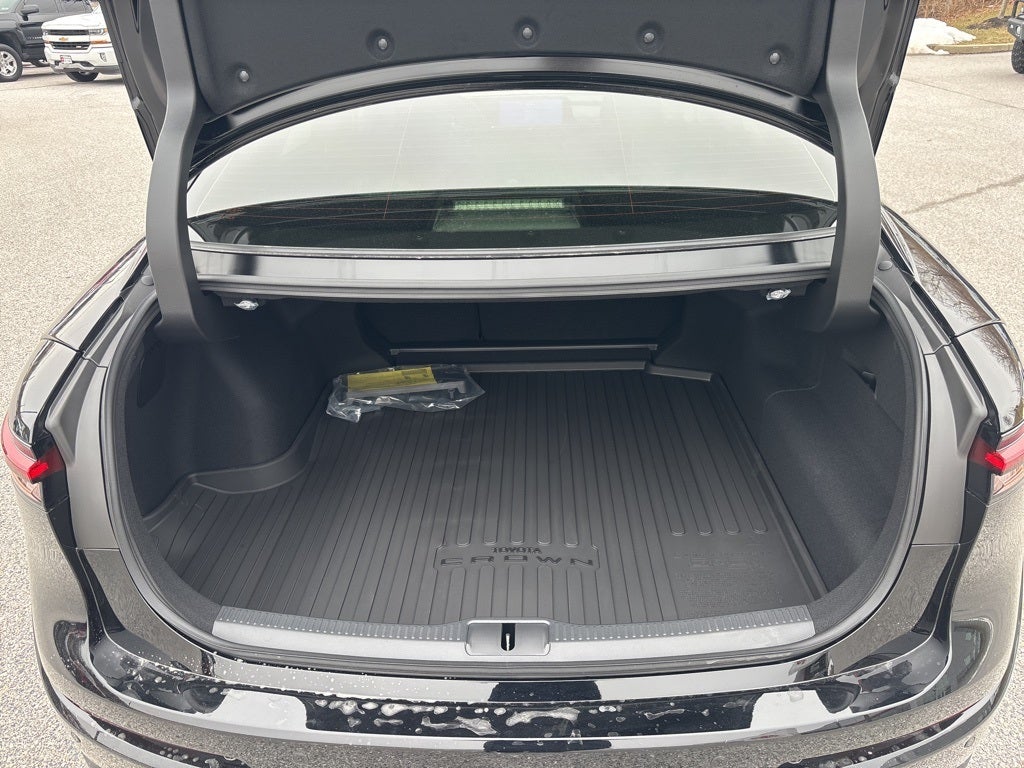 2026 Toyota Toyota Crown Nightshade