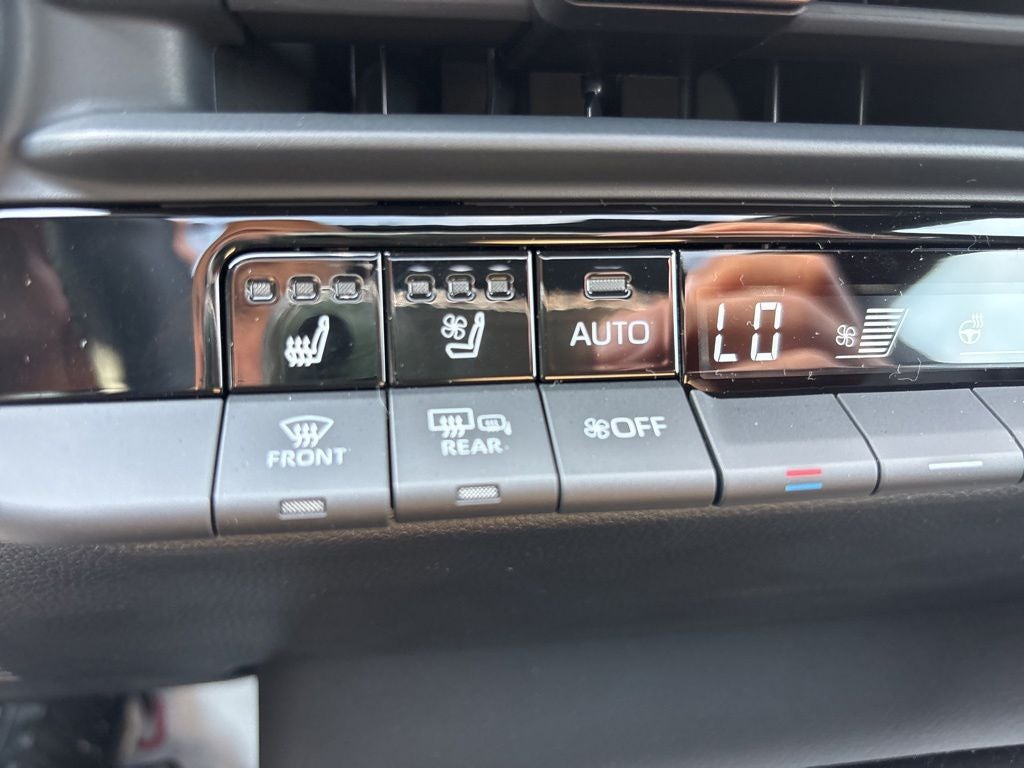 2026 Toyota Toyota Crown Signia Limited