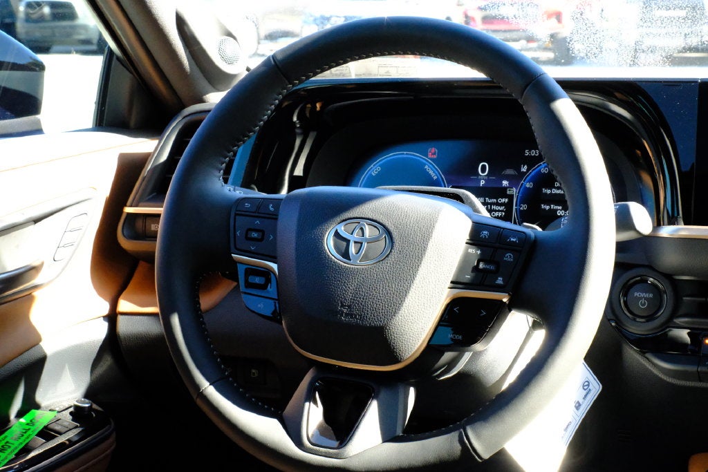 2026 Toyota Toyota Crown Signia Limited