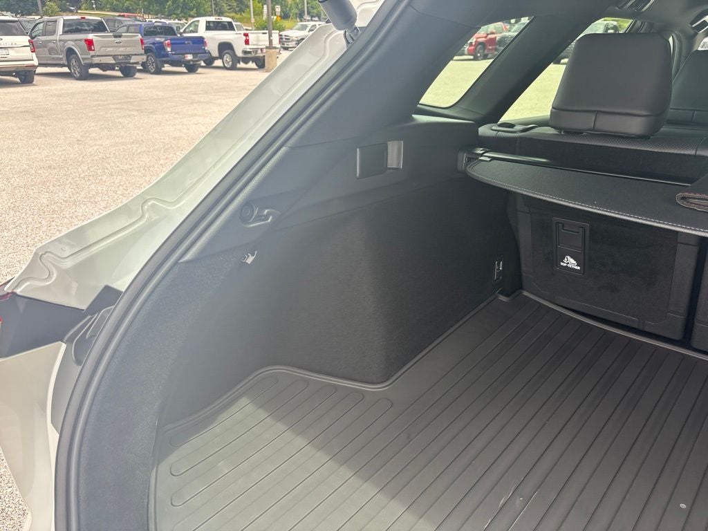 2026 Toyota Toyota Crown Signia XLE