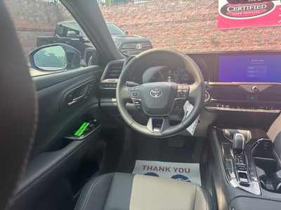 2026 Toyota Toyota Crown Signia XLE