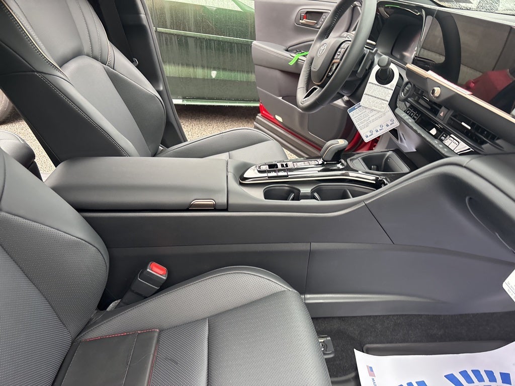 2025 Toyota Toyota Crown Signia XLE