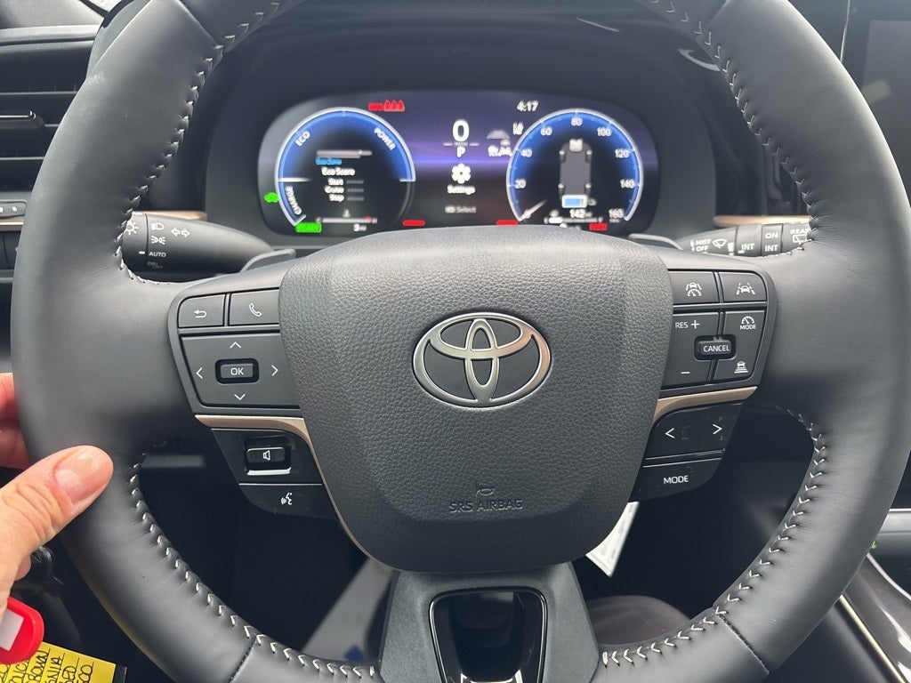 2025 Toyota Toyota Crown Signia XLE