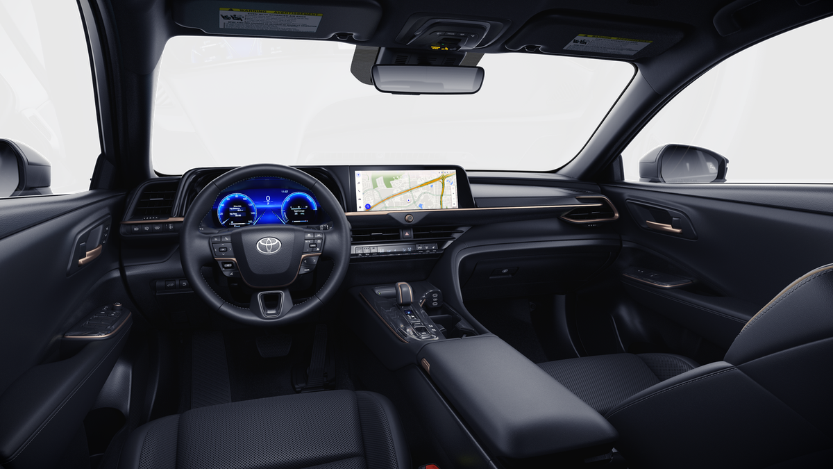 2025 Toyota Toyota Crown Signia XLE