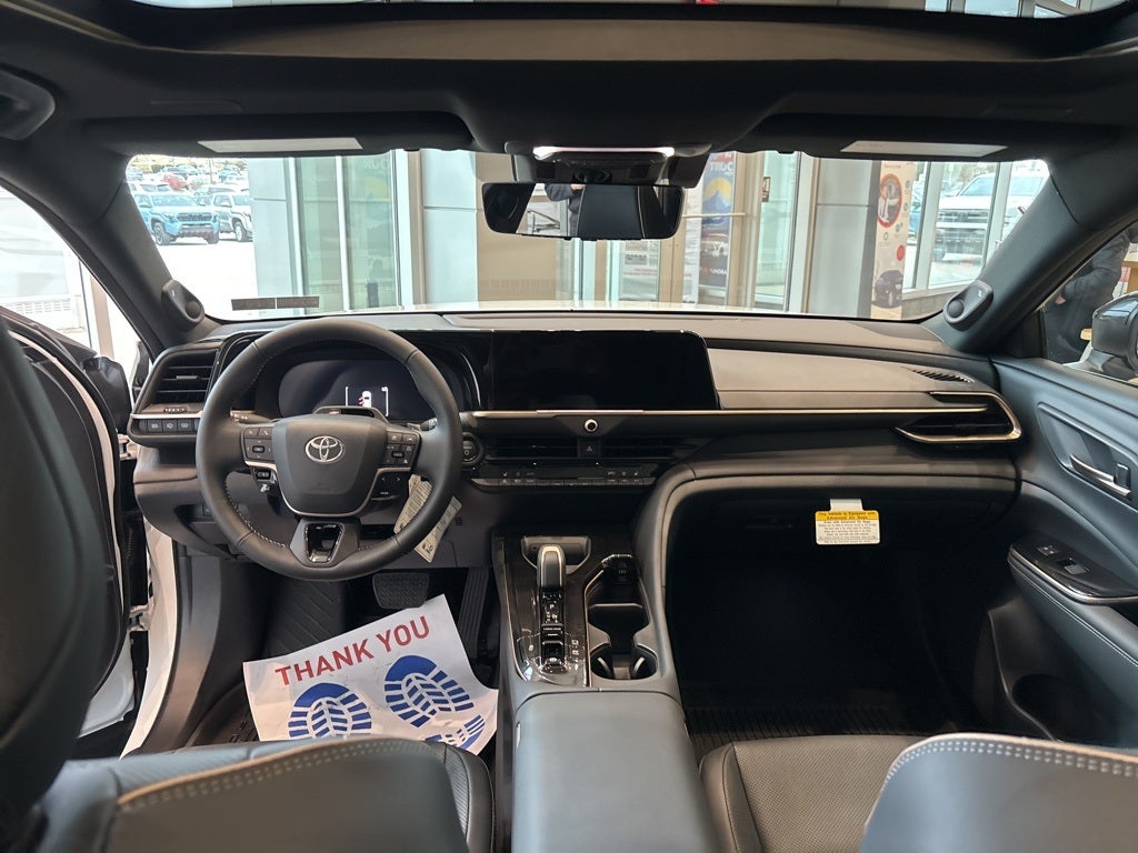 2025 Toyota Toyota Crown Signia Limited