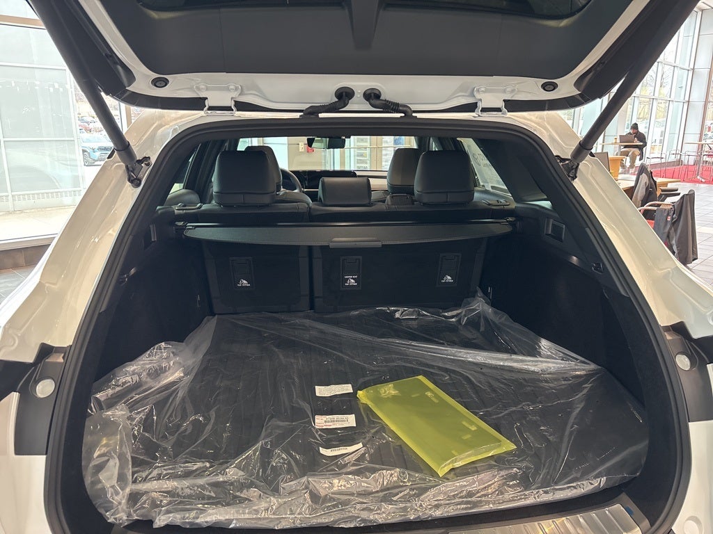 2025 Toyota Toyota Crown Signia Limited