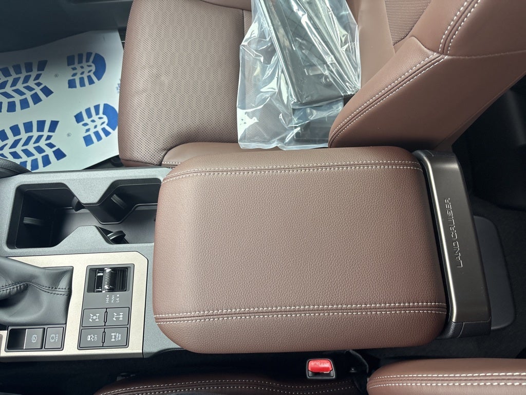 2026 Toyota Land Cruiser Base