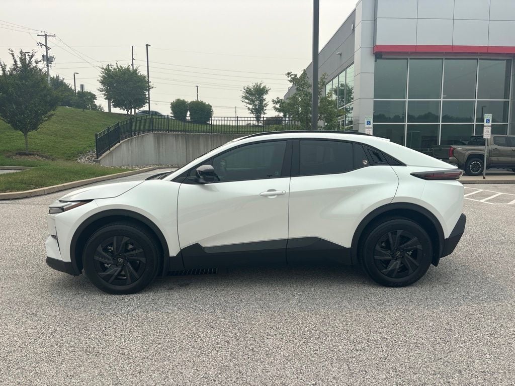 2026 Toyota C-HR SE