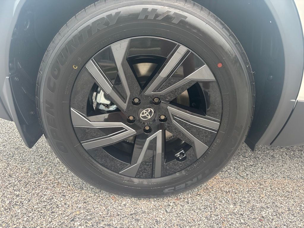2026 Toyota C-HR SE