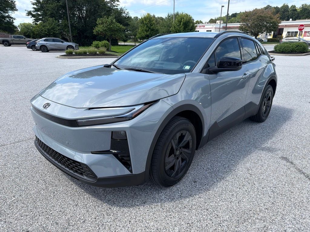 2026 Toyota C-HR SE