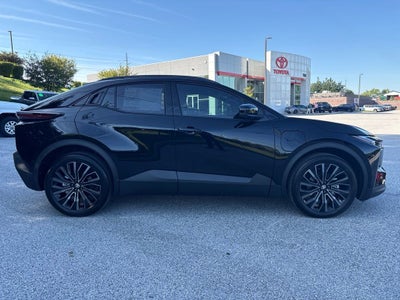 2026 Toyota C-HR XSE