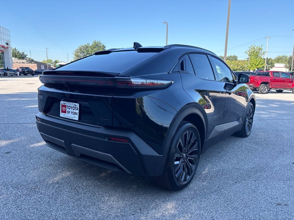 2026 Toyota C-HR XSE