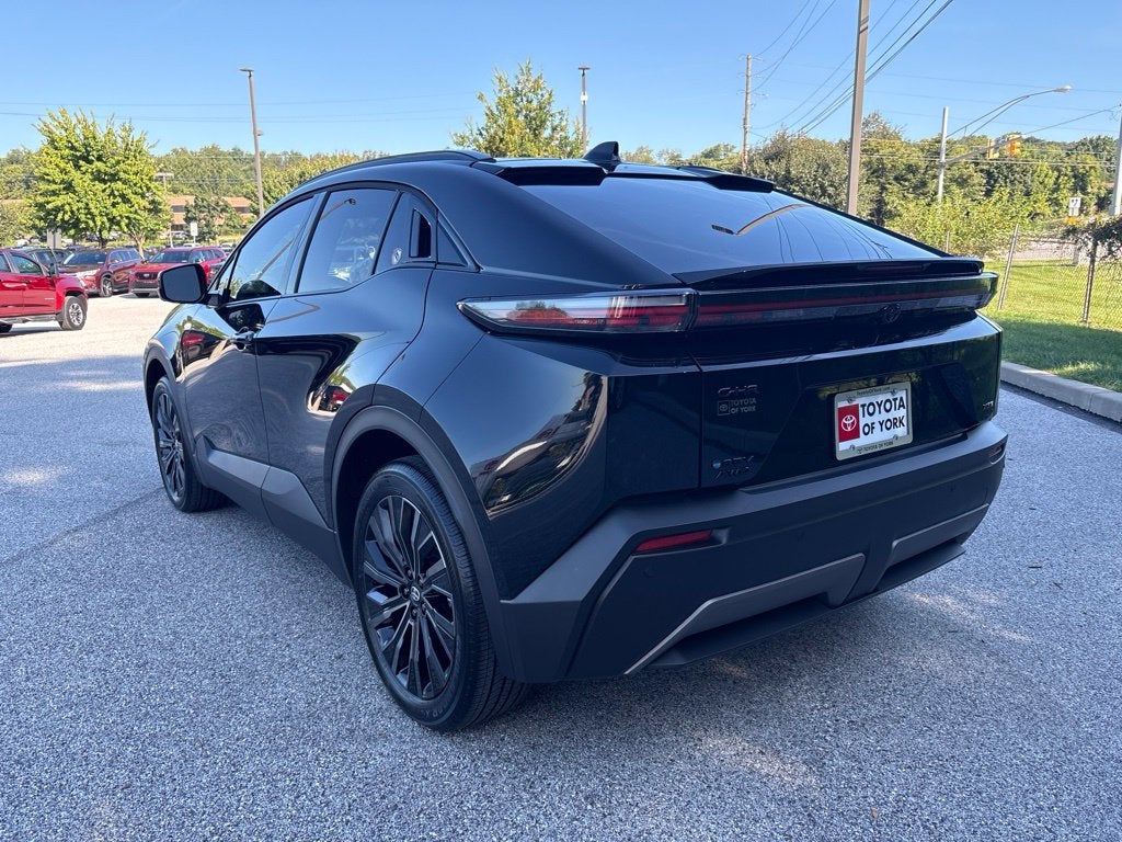 2026 Toyota C-HR XSE