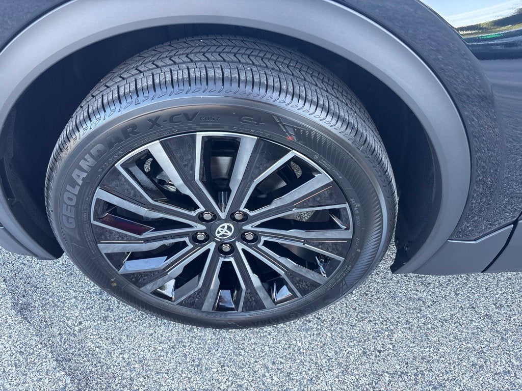 2026 Toyota C-HR XSE