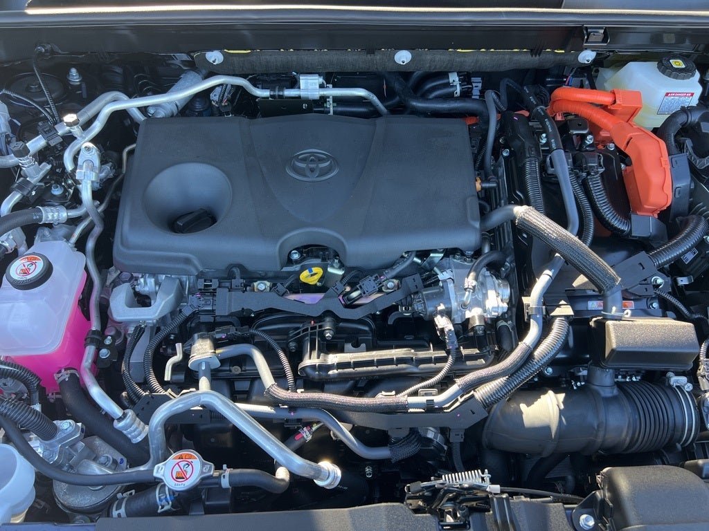 2025 Toyota RAV4 Plug-in Hybrid SE