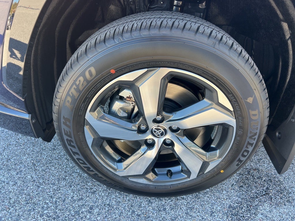 2025 Toyota RAV4 Plug-in Hybrid SE