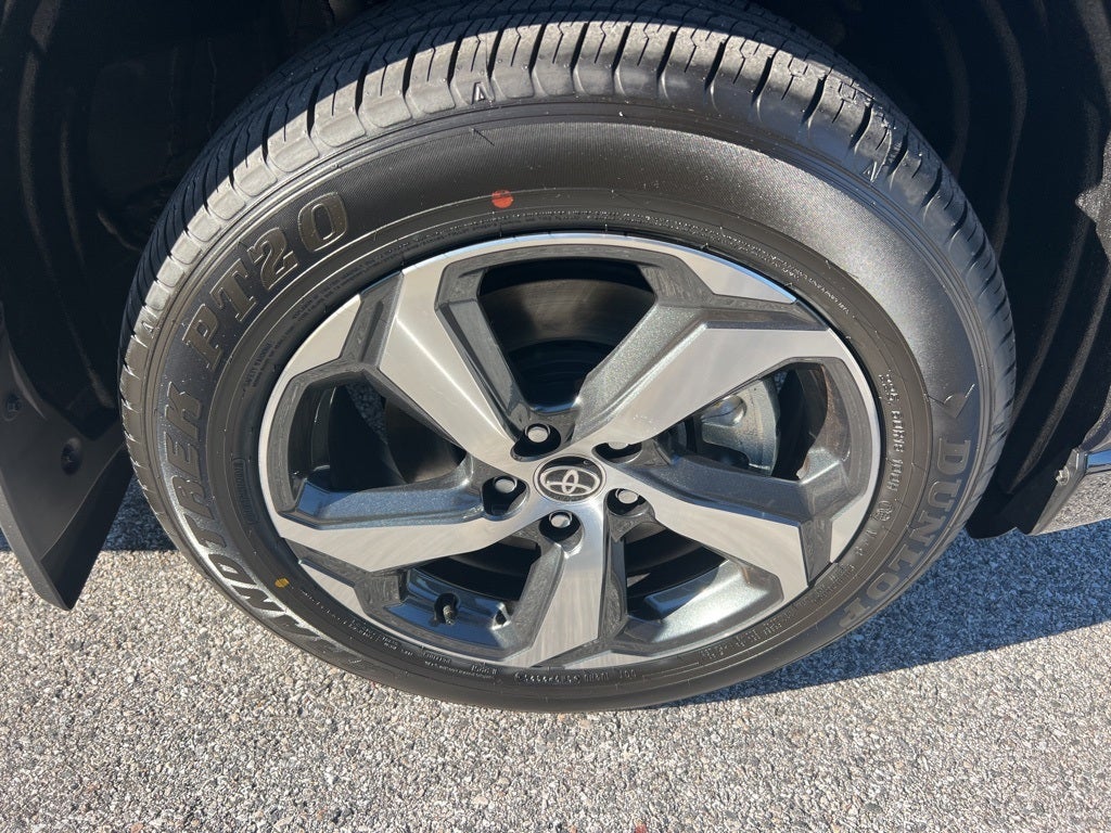 2025 Toyota RAV4 Plug-in Hybrid SE