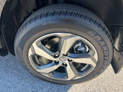 2025 Toyota RAV4 Plug-in Hybrid SE