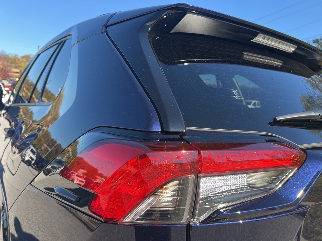 2025 Toyota RAV4 Plug-in Hybrid SE