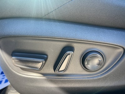 2025 Toyota RAV4 Plug-in Hybrid SE