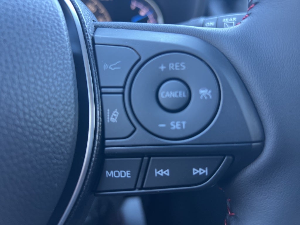 2025 Toyota RAV4 Plug-in Hybrid SE