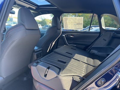 2025 Toyota RAV4 Plug-in Hybrid SE