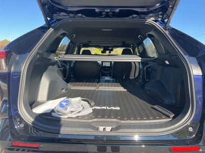 2025 Toyota RAV4 Plug-in Hybrid SE