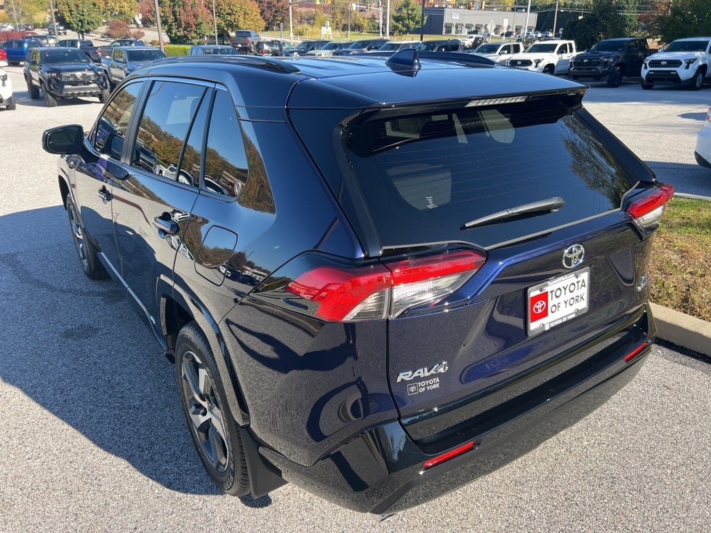 2025 Toyota RAV4 Plug-in Hybrid SE